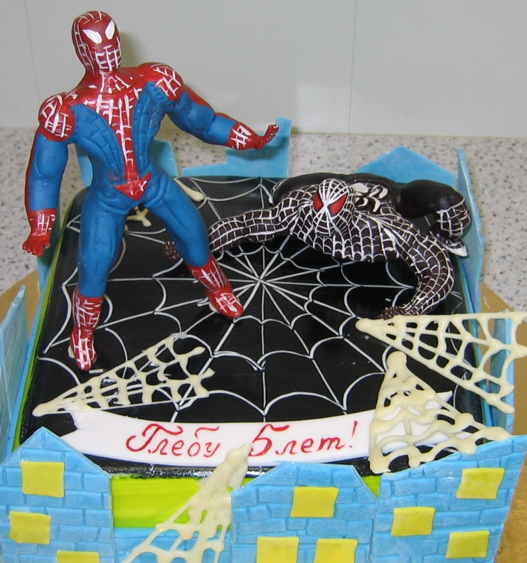 Торт Человек паук Две фигурки
